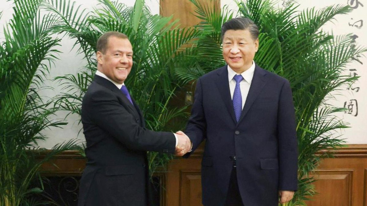 Medvedev and Xi in Beijing